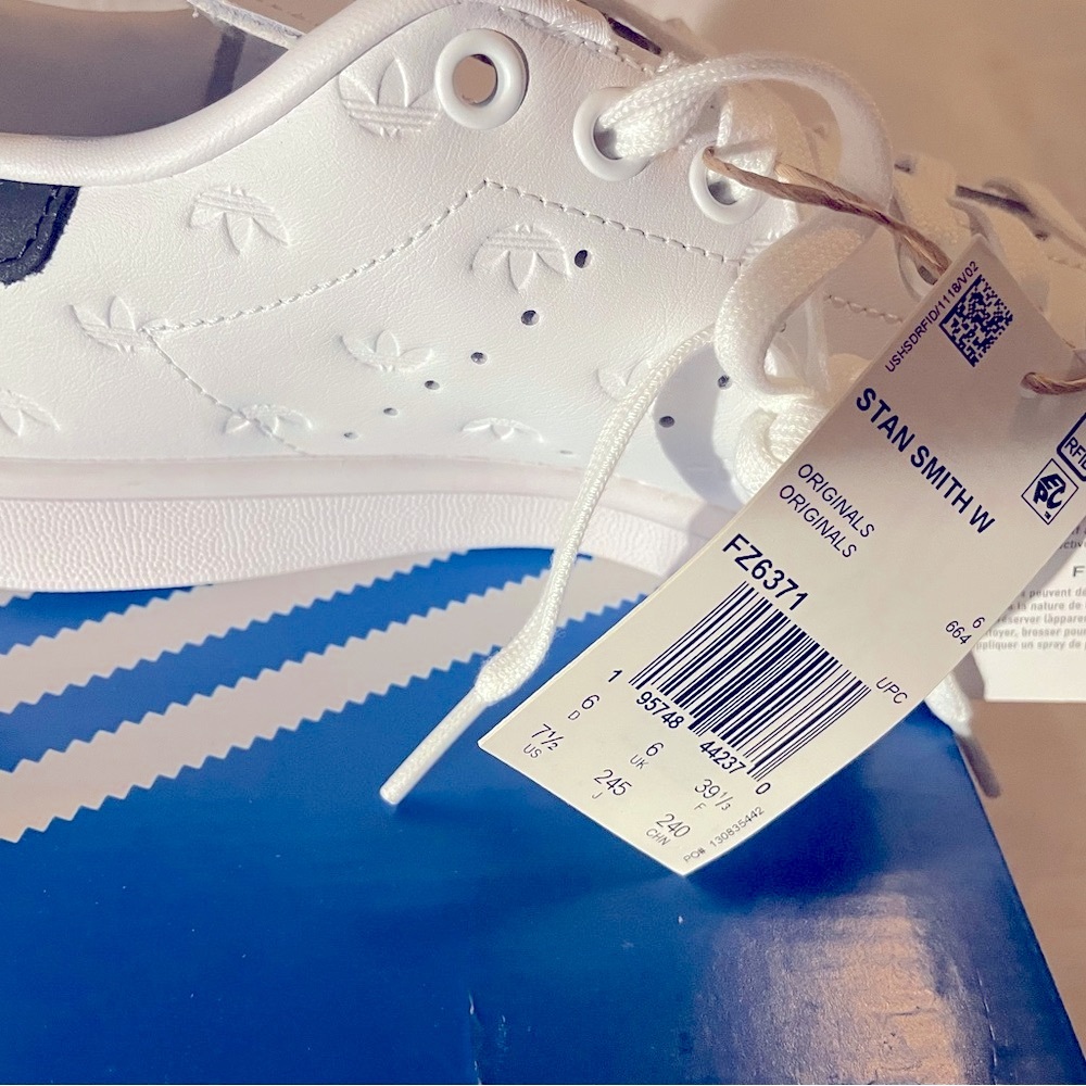 Adidas Women's Stan Smith White Leather Classic Shoes FZ6371 New in Box size 7.5 - Picture 15 of 16